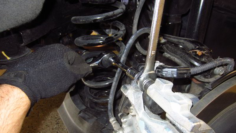 2019-2023-Toyota-RAV4-Rear-Brake-Pads-Replacement-Guide-032