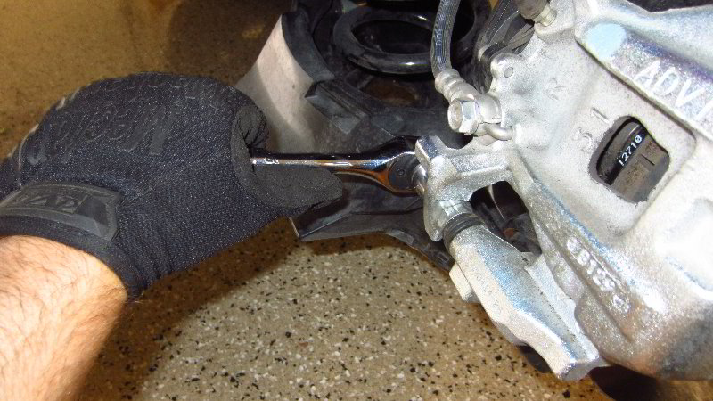 2019-2023-Toyota-RAV4-Rear-Brake-Pads-Replacement-Guide-033