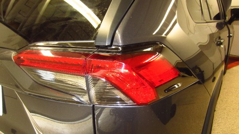 2019-2023-Toyota-RAV4-Rear-Turn-Signal-Light-Bulbs-Replacement-Guide-001