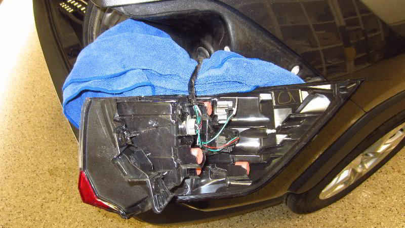 2019-2023-Toyota-RAV4-Rear-Turn-Signal-Light-Bulbs-Replacement-Guide-012