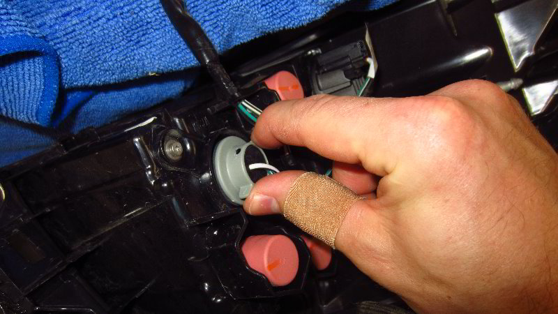 2019-2023-Toyota-RAV4-Rear-Turn-Signal-Light-Bulbs-Replacement-Guide-018