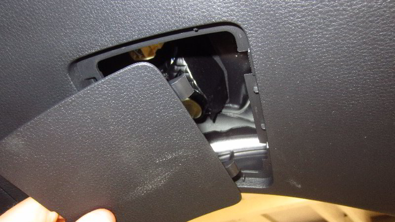 2019-2023-Toyota-RAV4-Rear-Reverse-Light-Bulbs-Replacement-Guide-016