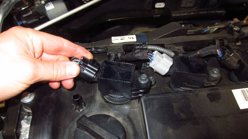 2019-2023-Toyota-RAV4-Spark-Plugs-Replacement-Guide-024