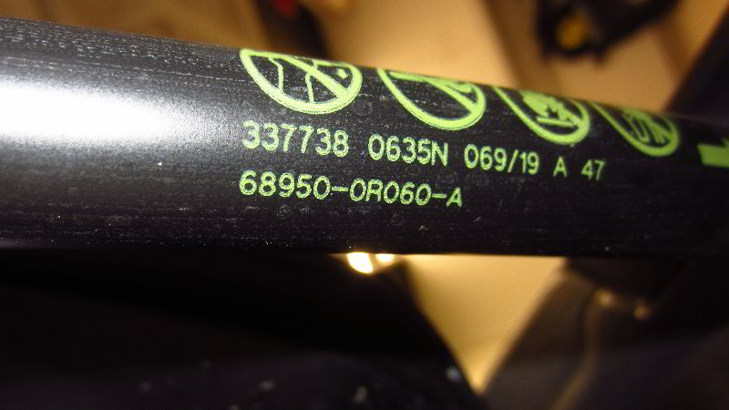 2019-2023-Toyota-RAV4-Tailgate-Support-Struts-Replacement-Guide-005