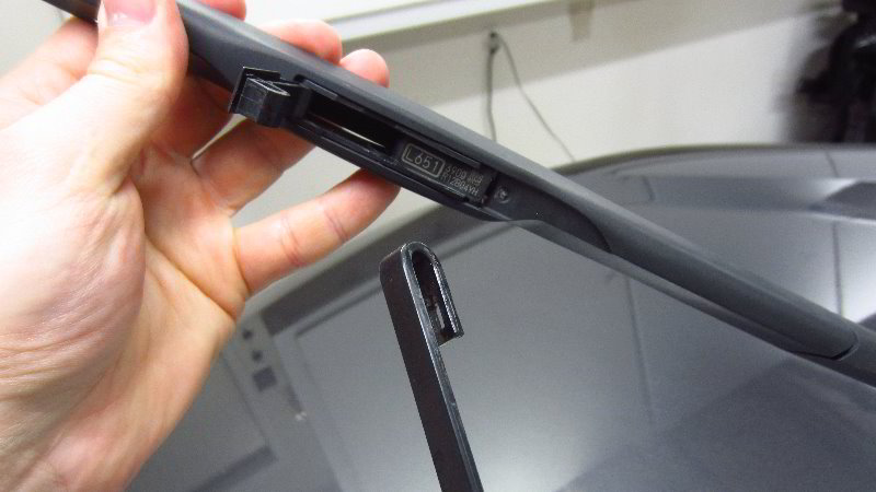 2019-2023-Toyota-RAV4-Windshield-Wiper-Blades-Replacement-Guide-007