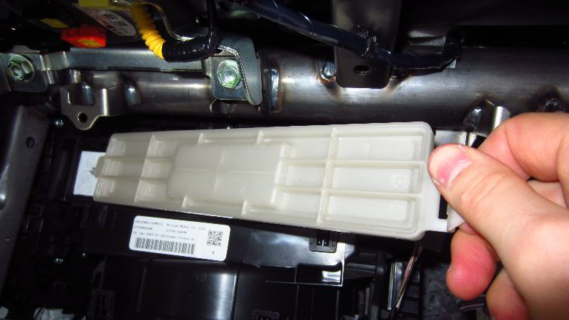 2019-2024-Nissan-Altima-Cabin-Air-Filter-Replacement-Guide-025