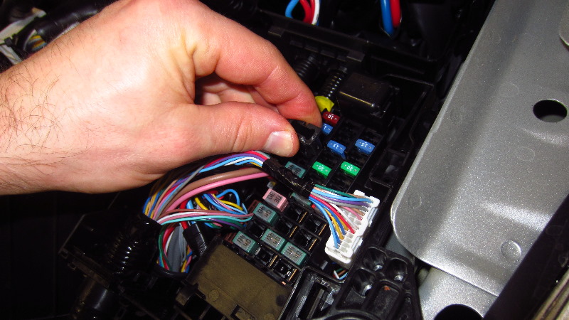 2019-2024-Nissan-Altima-Electrical-Fuse-Replacement-Guide-016