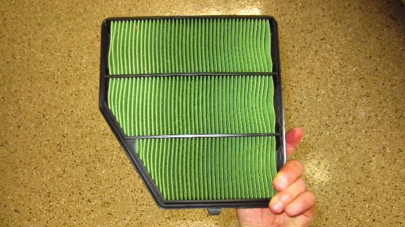 2019-2024-Nissan-Altima-Engine-Air-Filter-Replacement-Guide-011
