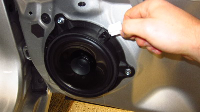 2019-2024-Nissan-Altima-Door-Panel-Removal-Speaker-Upgrade-Guide-027