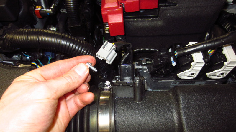 2019-2024-Nissan-Altima-MAF-Sensor-Replacement-Guide-009