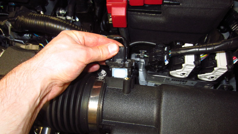 2019-2024-Nissan-Altima-MAF-Sensor-Replacement-Guide-011