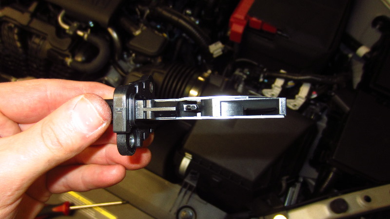 2019-2024-Nissan-Altima-MAF-Sensor-Replacement-Guide-013