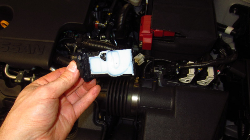 2019-2024-Nissan-Altima-MAF-Sensor-Replacement-Guide-015