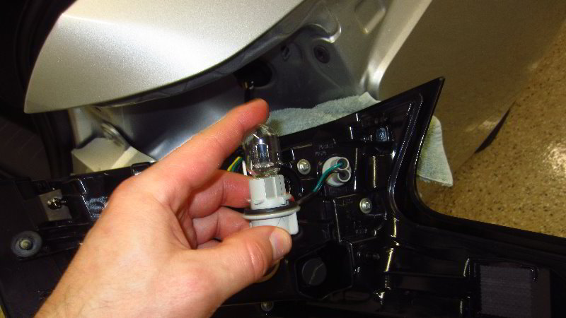 2019-2024-Nissan-Altima-Tail-Light-Bulbs-Replacement-Guide-031