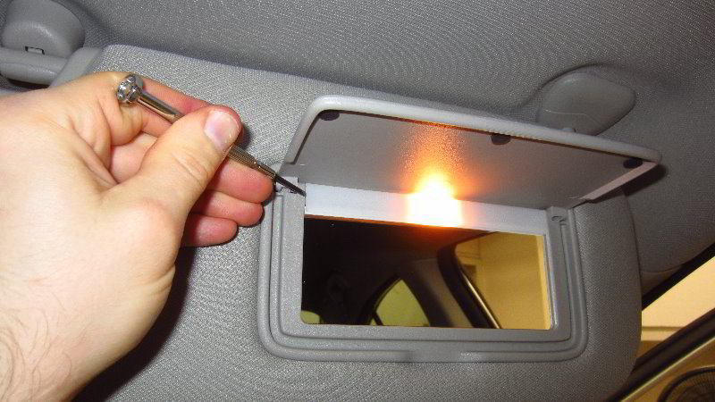 2019-2024-Nissan-Altima-Vanity-Mirror-Light-Bulb-Replacement-Guide-004