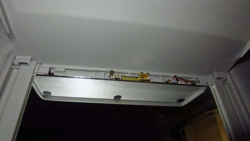 2019-2024-Nissan-Altima-Vanity-Mirror-Light-Bulb-Replacement-Guide-013