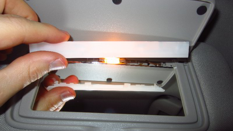 2019-2024-Nissan-Altima-Vanity-Mirror-Light-Bulb-Replacement-Guide-015