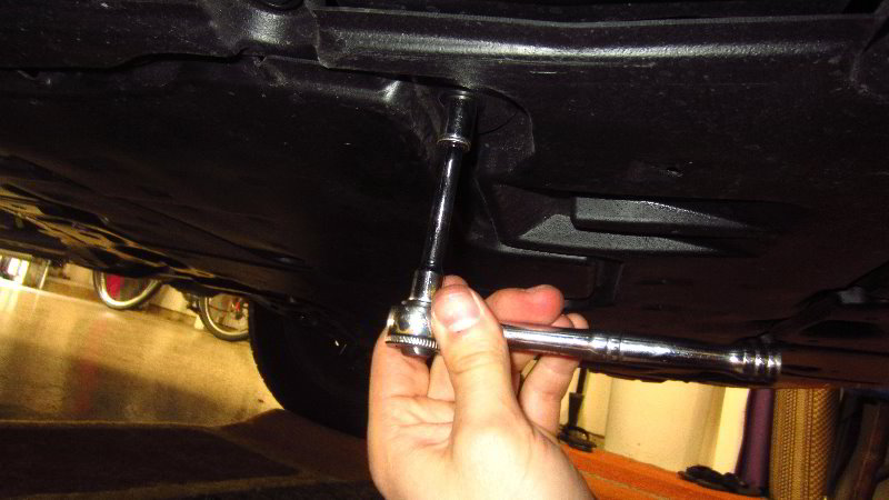 2020-Toyota-Corolla-Engine-Oil-Change-Guide-030