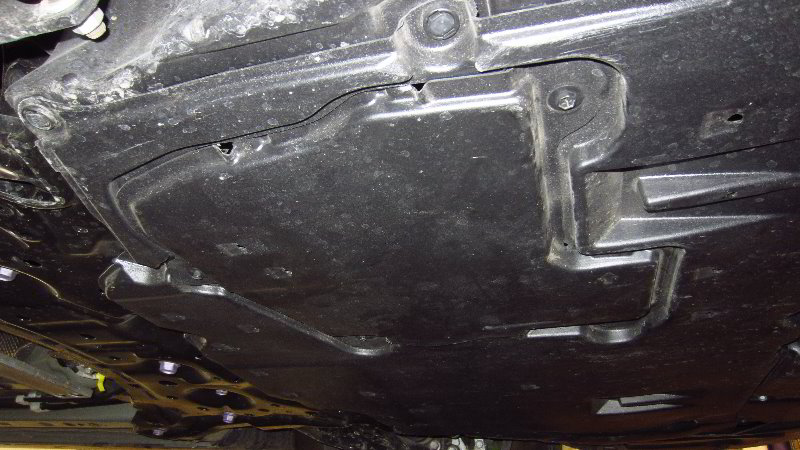 2020-Toyota-Corolla-Engine-Oil-Change-Guide-034
