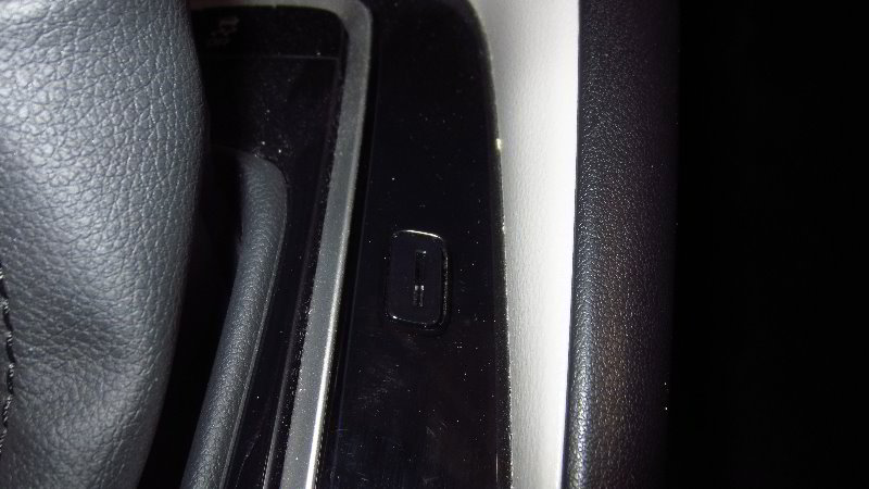 2020-Toyota-Corolla-Automatic-Transmission-Shift-Lock-Release-Guide-002