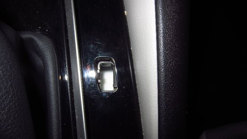 2020-Toyota-Corolla-Automatic-Transmission-Shift-Lock-Release-Guide-006