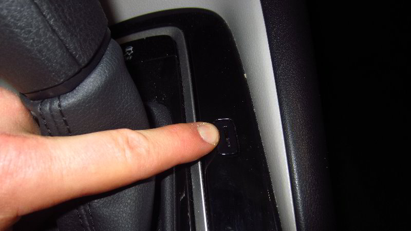 2020-Toyota-Corolla-Automatic-Transmission-Shift-Lock-Release-Guide-011