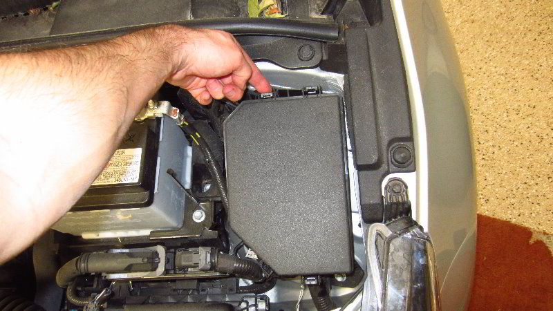 2020-Toyota-Corolla-Electrical-Fuse-Replacement-Guide-004