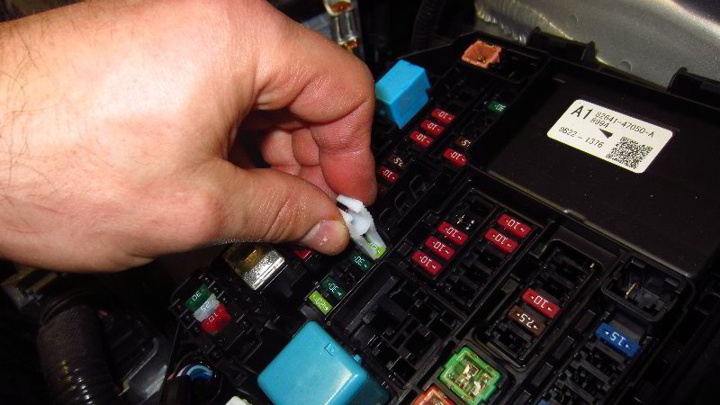 2020-Toyota-Corolla-Electrical-Fuse-Replacement-Guide-019