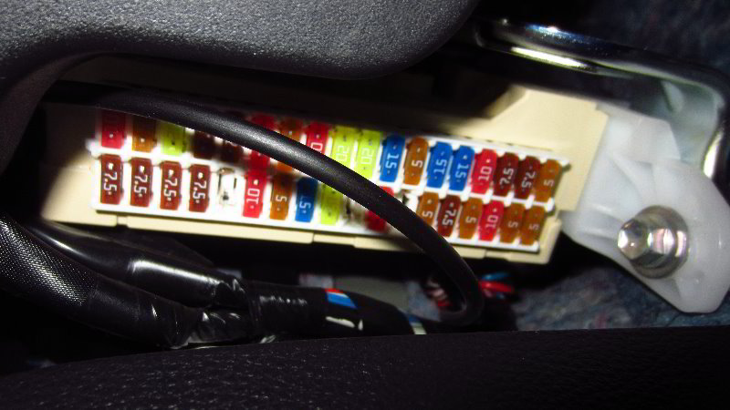 2020-Toyota-Corolla-Electrical-Fuse-Replacement-Guide-028