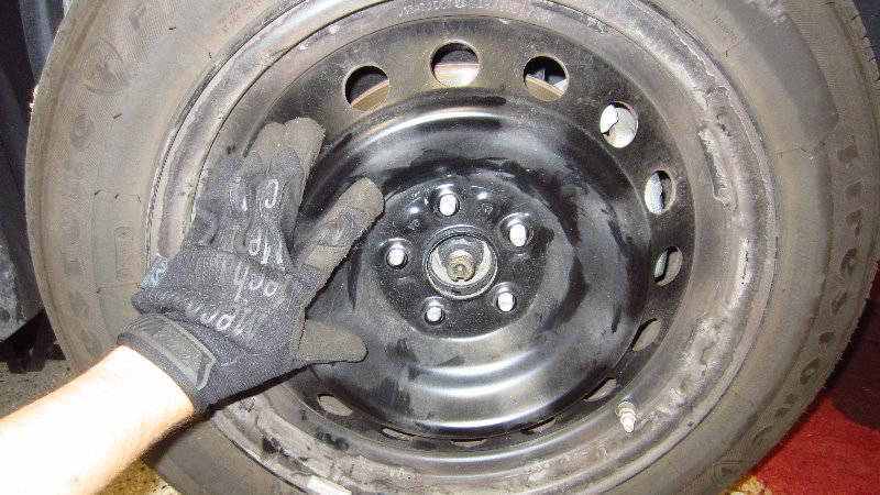 2020-Toyota-Corolla-Front-Brake-Pads-Replacement-Guide-043