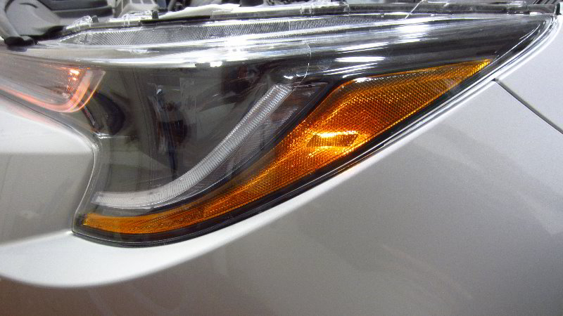 2020-Toyota-Corolla-Front-Side-Marker-Light-Bulbs-Replacement-Guide-014