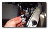 2020-Toyota-Corolla-Front-Turn-Signal-Light-Bulb-Replacement-Guide-006