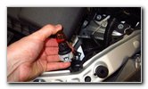 2020-Toyota-Corolla-Front-Turn-Signal-Light-Bulb-Replacement-Guide-008