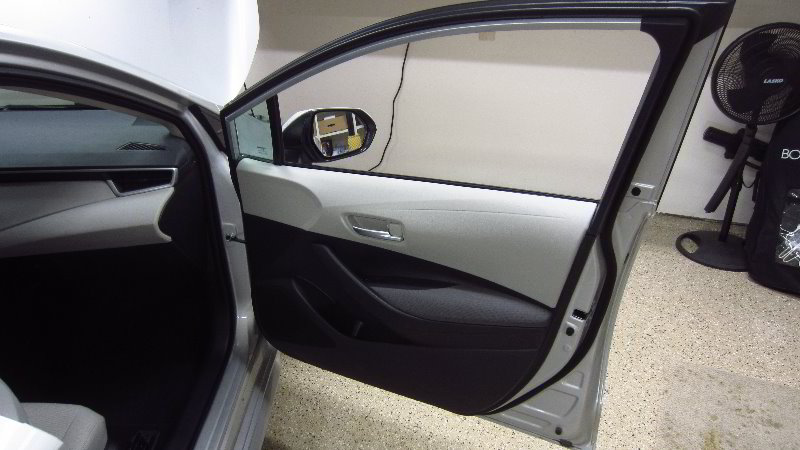 2020-Toyota-Corolla-Door-Panel-Removal-Guide-001