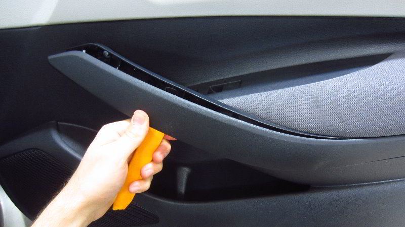 2020-Toyota-Corolla-Door-Panel-Removal-Guide-007