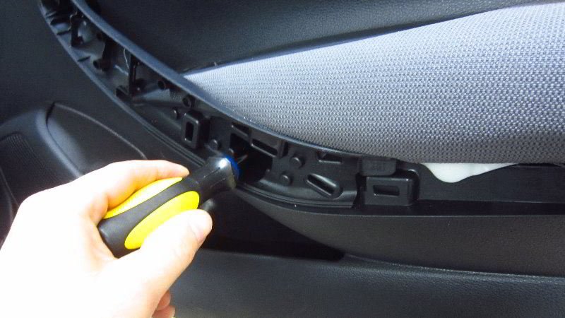 2020-Toyota-Corolla-Door-Panel-Removal-Guide-014