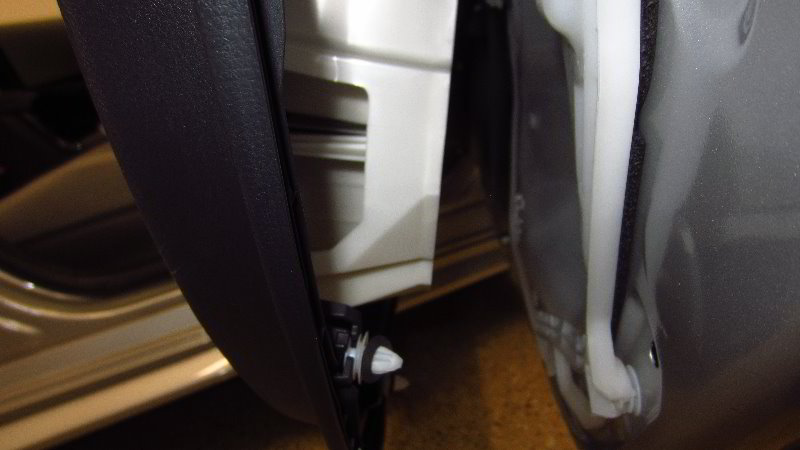 2020-Toyota-Corolla-Door-Panel-Removal-Guide-039