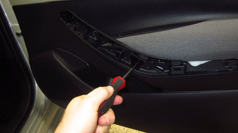 2020-Toyota-Corolla-Door-Panel-Removal-Guide-042