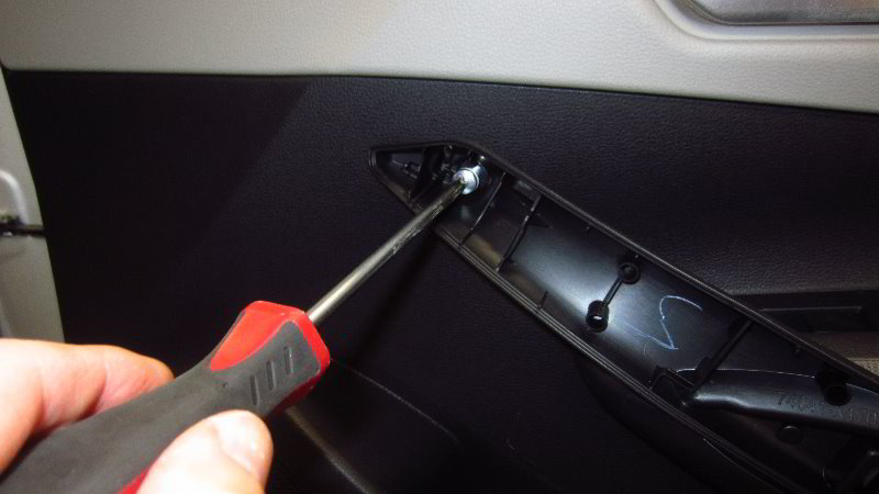 2020-Toyota-Corolla-Door-Panel-Removal-Guide-043