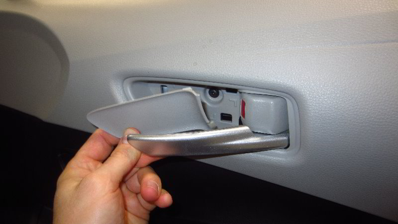 2020-Toyota-Corolla-Door-Panel-Removal-Guide-045