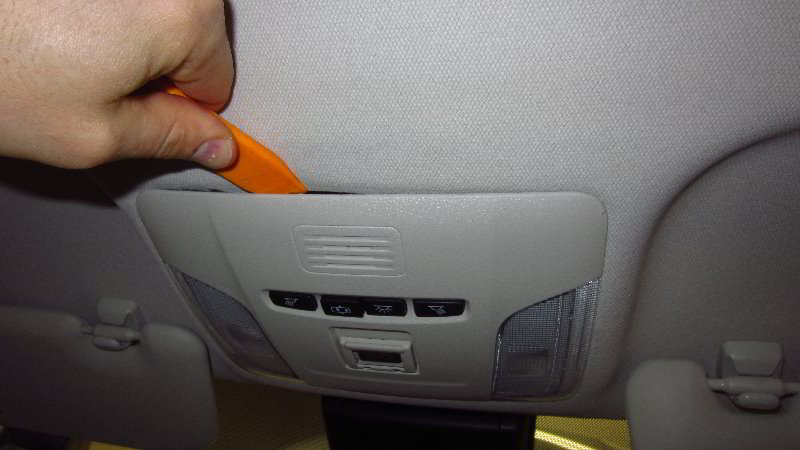 2020-Toyota-Corolla-Map-Light-Bulbs-Replacement-Guide-003