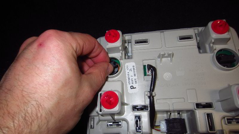 2020-Toyota-Corolla-Map-Light-Bulbs-Replacement-Guide-011