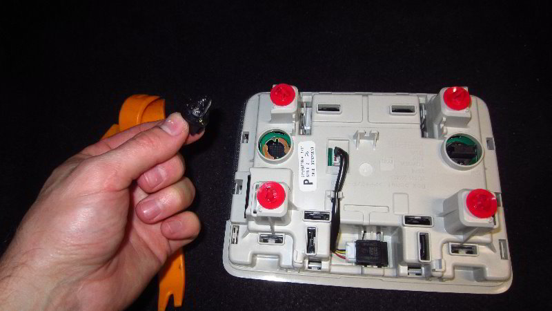 2020-Toyota-Corolla-Map-Light-Bulbs-Replacement-Guide-012