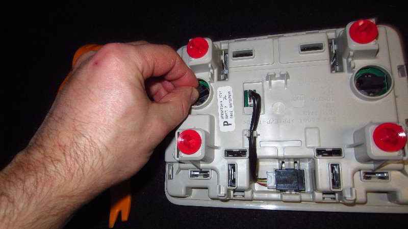 2020-Toyota-Corolla-Map-Light-Bulbs-Replacement-Guide-017