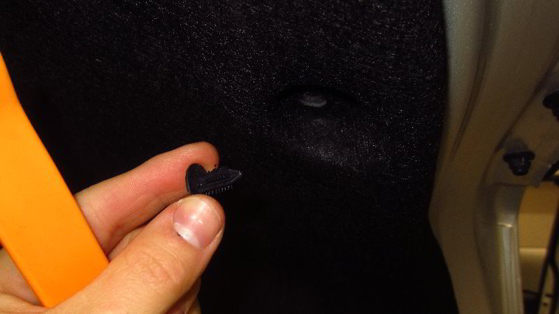 2020-Toyota-Corolla-Reverse-Light-Bulbs-Replacement-Guide-006