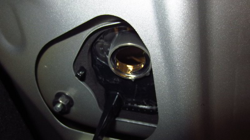 2020-Toyota-Corolla-Reverse-Light-Bulbs-Replacement-Guide-013