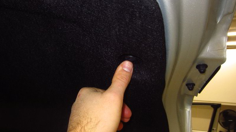 2020-Toyota-Corolla-Reverse-Light-Bulbs-Replacement-Guide-016