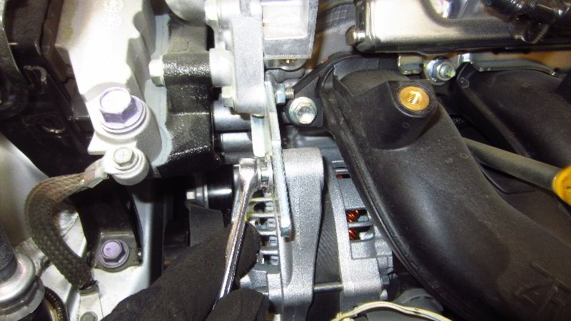 2020-Toyota-Corolla-Serpentine-Accessory-Belt-Replacement-Guide-010