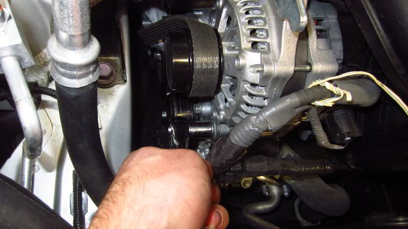 2020-Toyota-Corolla-Serpentine-Accessory-Belt-Replacement-Guide-012