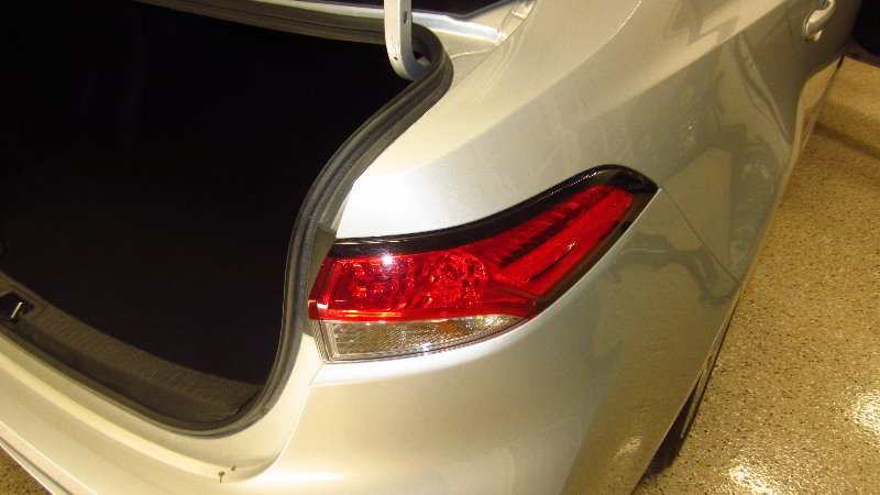 2020-Toyota-Corolla-Tail-Light-Bulbs-Replacement-Guide-002